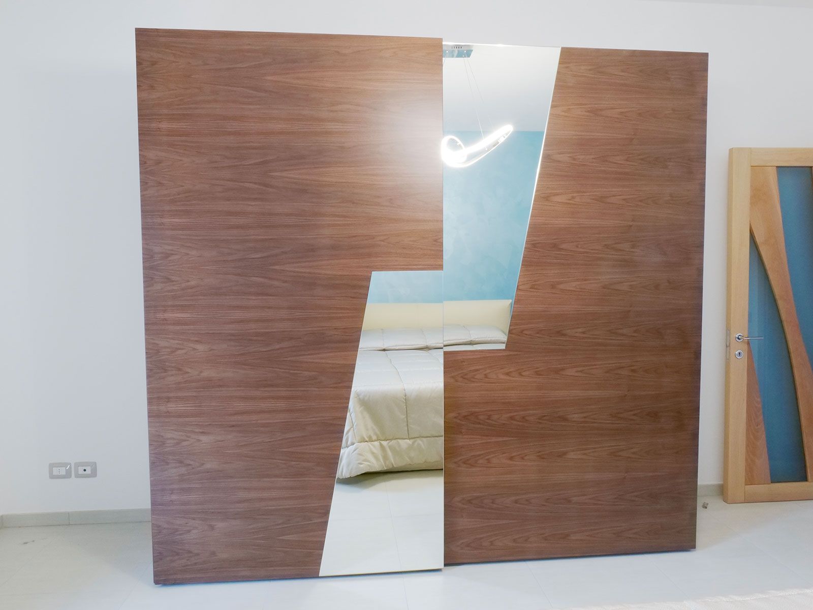 Camere da letto di design matrimoniale